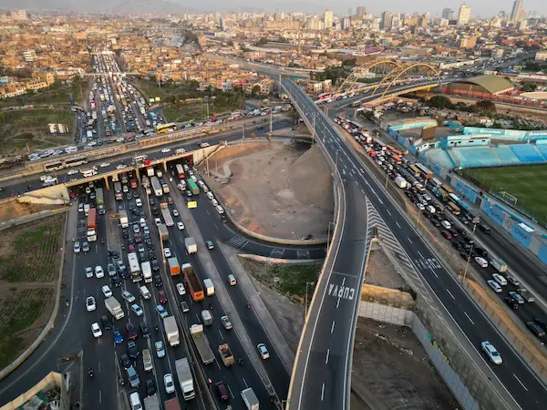 Ejemplos de ciudades afectadas por problemas de estacionamiento