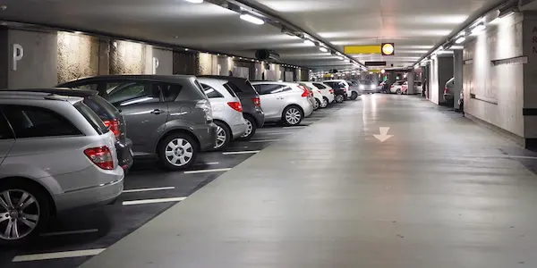 Qué dice la ley sobre las cocheras en edificios