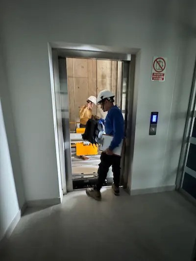 mantenimiento de ascensores