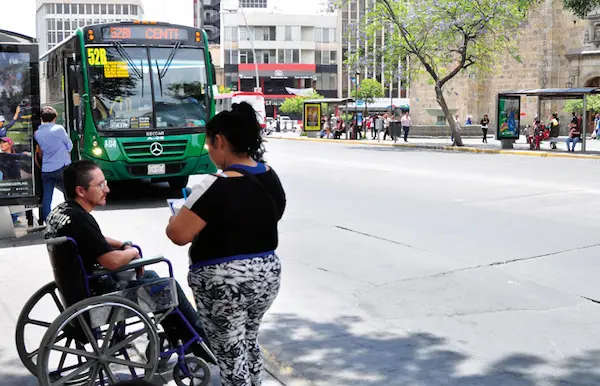 Quién debe cumplir con estas normas