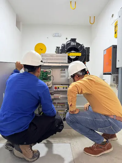 mantenimiento de ascensores