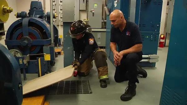 Importancia del cuarto de máquinas en la infraestructura