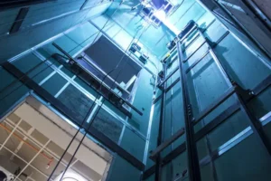 ¿Qué es el foso de un ascensor y para qué sirve?
