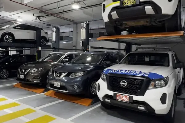 maquinaria nissan